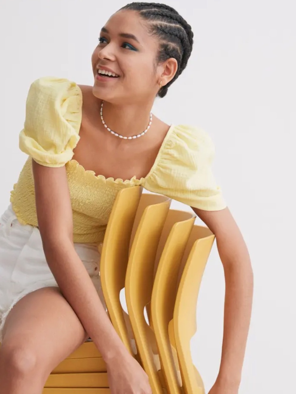 🔴 4/$15 Socialite Women’s M Yellow Cotton Smocked Puff Sleeve Crop Top in EUC